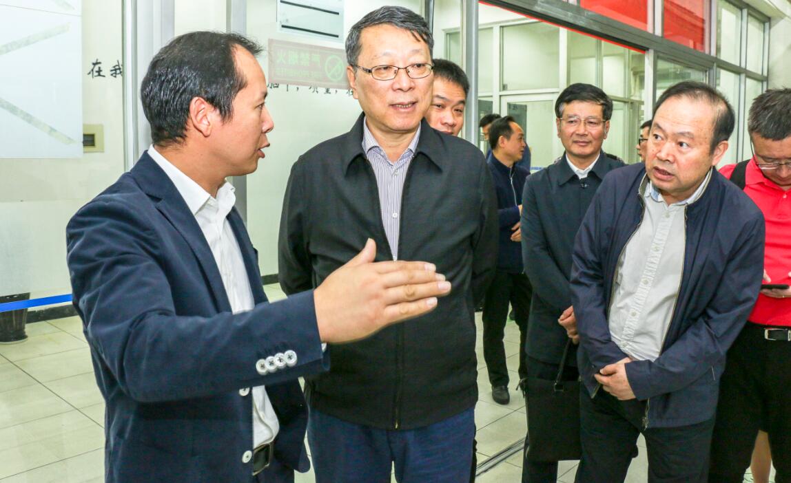 廣州市X委會經濟工作委員會蒞臨申甌公司進行考察指導 廣州市X會經濟工作委員會蒞臨申甌公司進行考察指導
