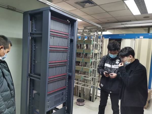 建行語音程控交換機(jī)主機(jī)圖